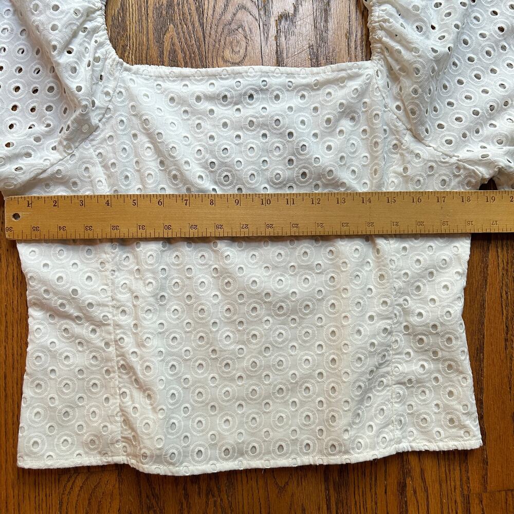 Karl Lagerfeld Paris Blouse Long sleeve Eyelet Smocked White Large - Picture 8 of 9